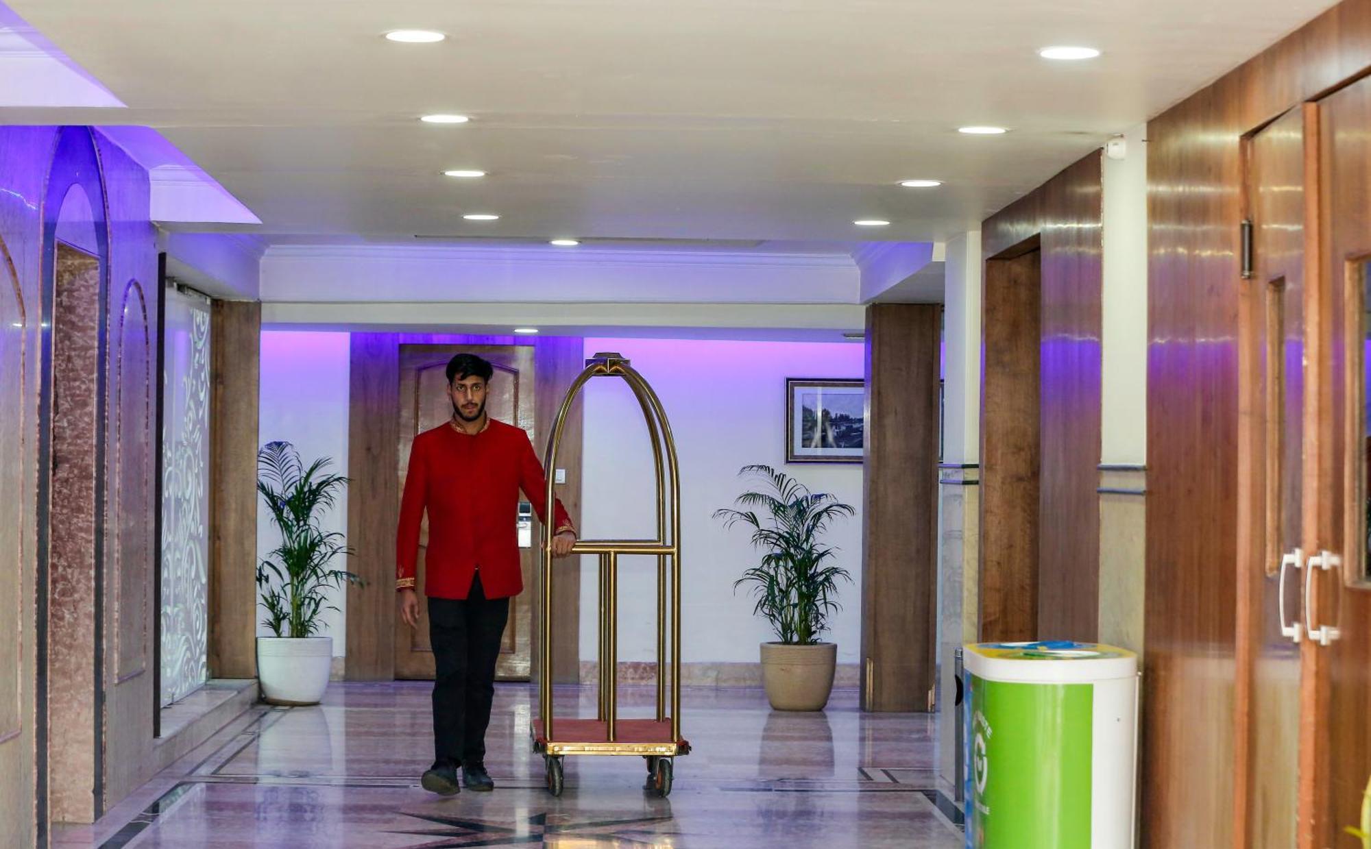 Hotel The Residency Srinagar Exterior foto