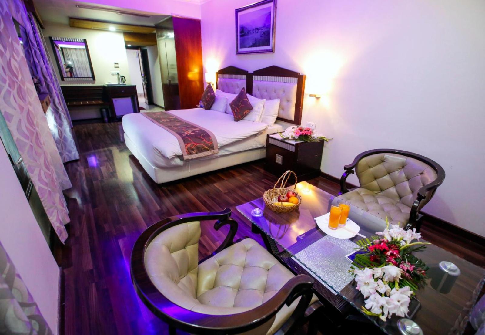 Hotel The Residency Srinagar Exterior foto