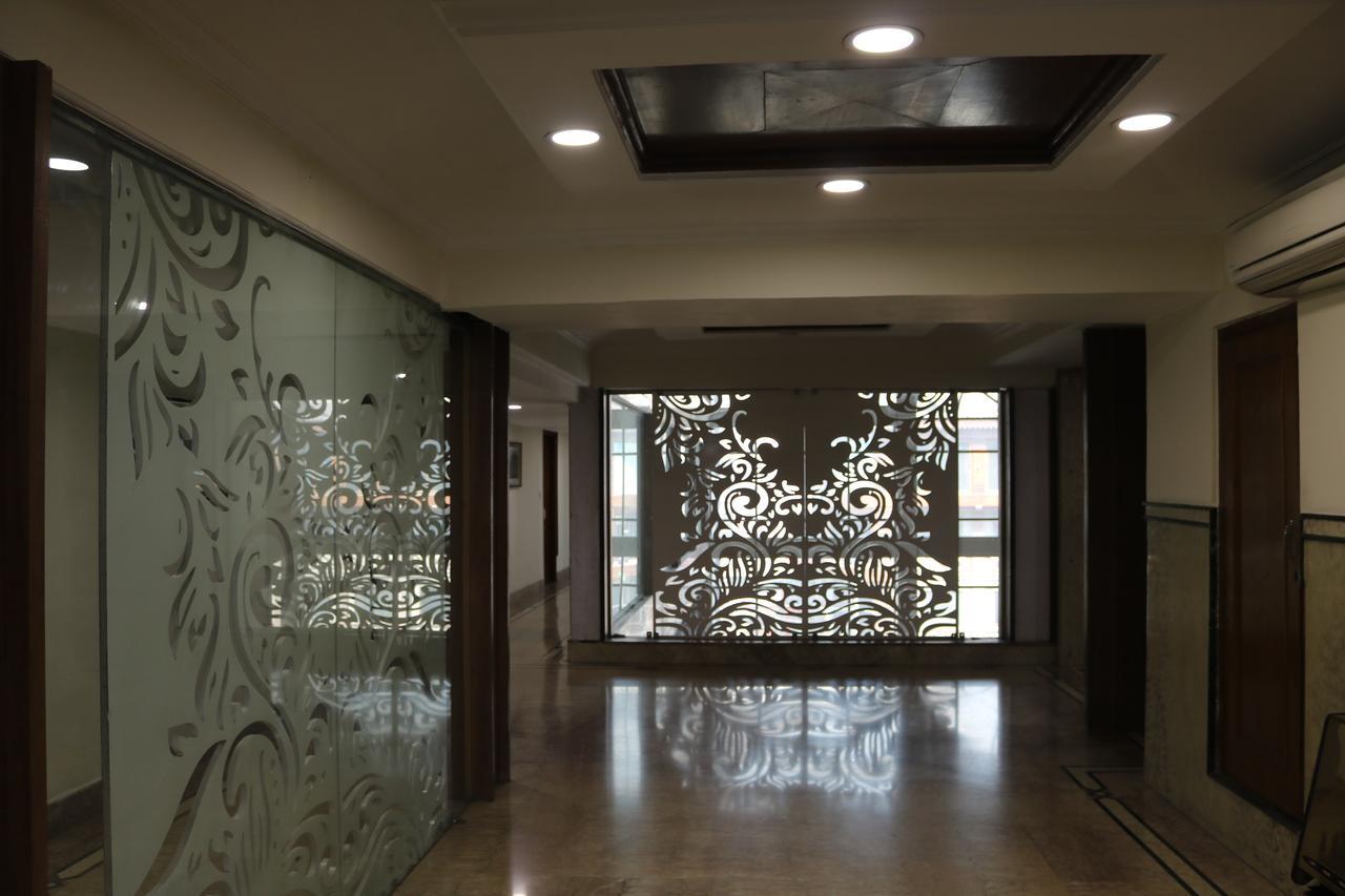 Hotel The Residency Srinagar Exterior foto